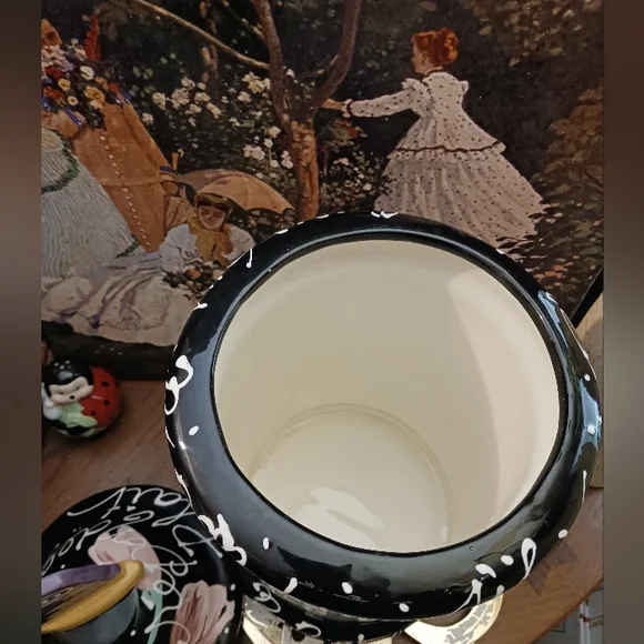🍪Joanne Delomba Whimsical ceramic Cookie Canister,Nice Gift!🥨🍒🛍